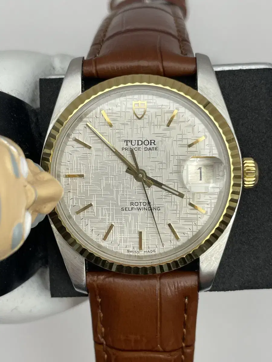 튜더 프린스 데이트 ref 74033 신형 34mm 린넨 실버 다이얼